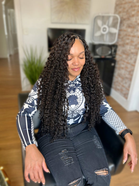 Client is wearing 3 bundles. 1 18” & 2 20”